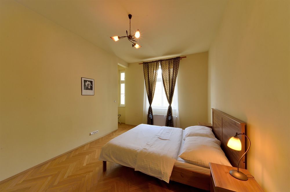 Downtown Kodanska Aparthotel Praha