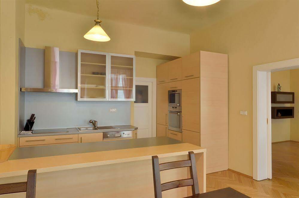 Downtown Kodanska Aparthotel Praha