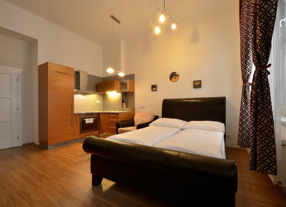 Downtown Kodanska Apart-hotel 4*
