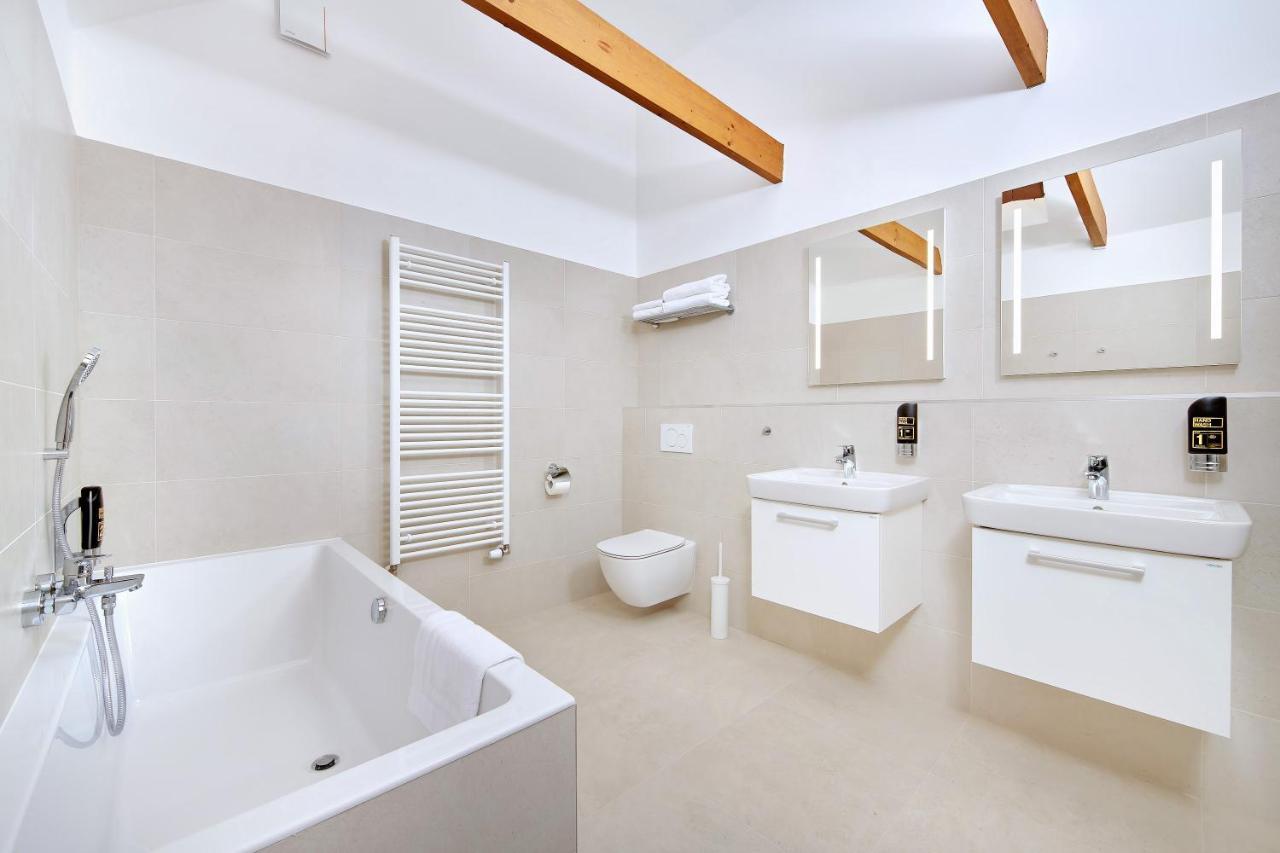 Apart-hotel Downtown Kodanska 4*